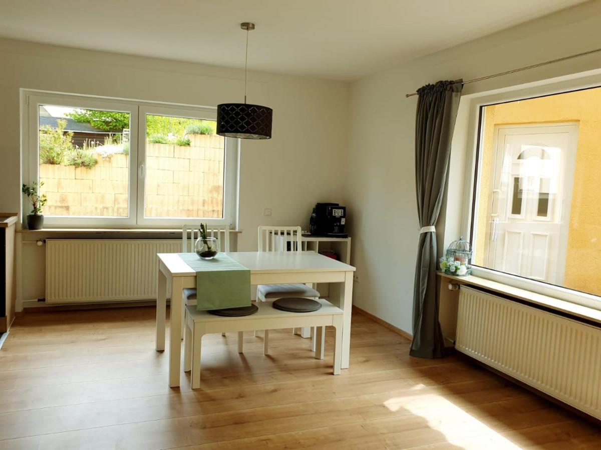 Ferienwohnung Im Green バート・ノイェンアール・アールヴァイラー エクステリア 写真