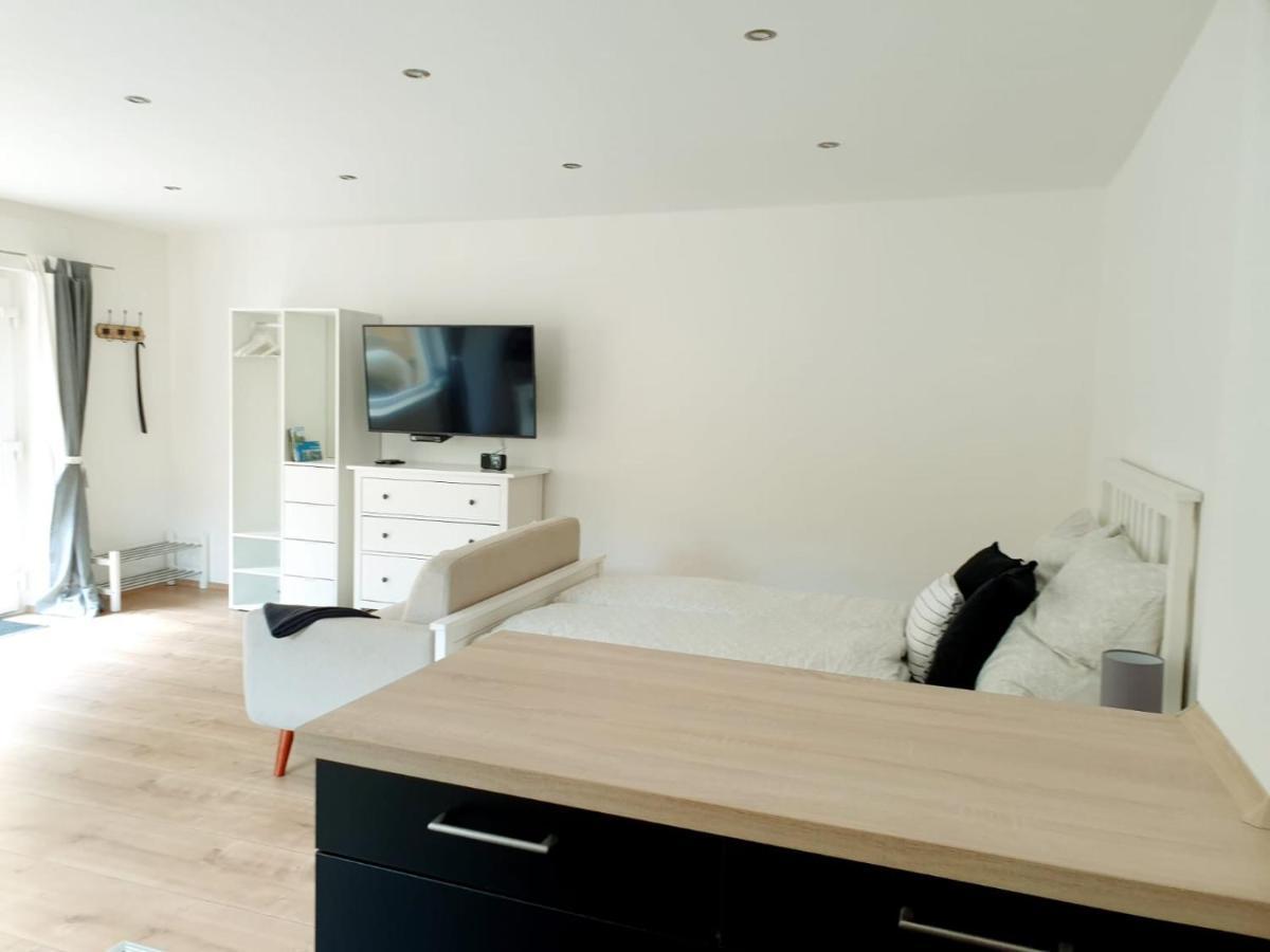 Ferienwohnung Im Green バート・ノイェンアール・アールヴァイラー エクステリア 写真